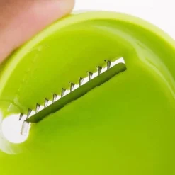 Spiral-Gemüseschäler – Einfaches Küchenwerkzeug für die Gemüsezubereitung