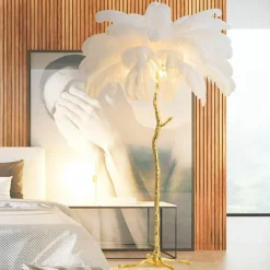 Straußenfeder-Stehlampe - Nordische Luxusbeleuchtung
