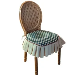 Stuhllehnenbezug im Retro-Stil mit Kaninchenmotiv – Stilvolles Esszimmerdekor