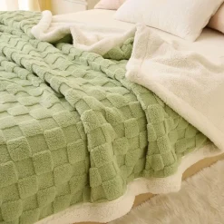 Susanna Decke – Kuschelweiche Überwurfdecke