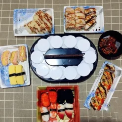Sushi-Förderband-Präsentationsständer für Hochzeitsfeiern – Elegante Buffet-Präsentation