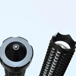 Taktische wiederaufladbare Taschenlampe - Selbstverteidigungswerkzeug