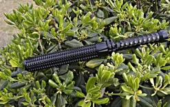 Taktischer LED-Baseballschläger – Taschenlampenwerkzeug zur Selbstverteidigung