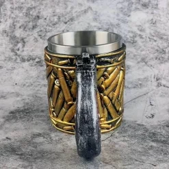 Tasse mit Pistolengriff – Kaffeetasse mit Kugel-Design