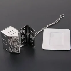 Tee-Ei in Hausform – Niedliches Sieb aus Edelstahl