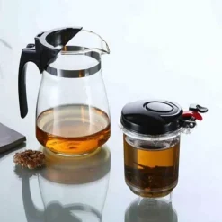 Teekanne aus Glas – auslaufsicherer Premium-Brühbehälter