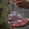 Teekanne aus Glas mit Blumenmuster und Teesieb – Eleganter Teebereiter für losen Tee