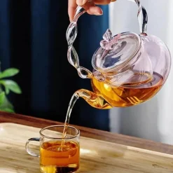 Teekanne aus Glas mit Blumenmuster und Teesieb – Eleganter Teebereiter für losen Tee