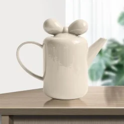 Teekanne aus Porzellan mit Schleifenknoten-Design – Elegante Teekanne aus Keramik