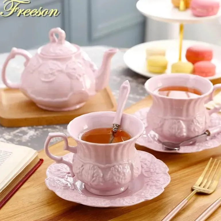 Teekannen- und Tassenset mit rosa Blumenmuster – Britisches Retro-Teeservice aus Keramik