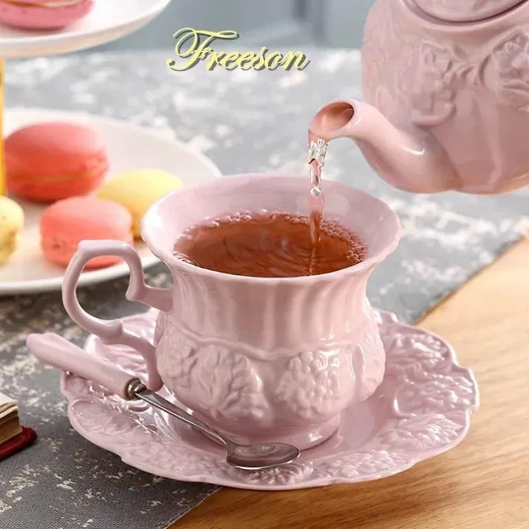 Teekannen- und Tassenset mit rosa Blumenmuster – Britisches Retro-Teeservice aus Keramik