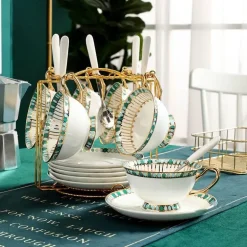 Teeservice aus Bone China – Teekanne aus Porzellan mit blauen Punkten, Tassen, Milchkännchen, Zuckerdose