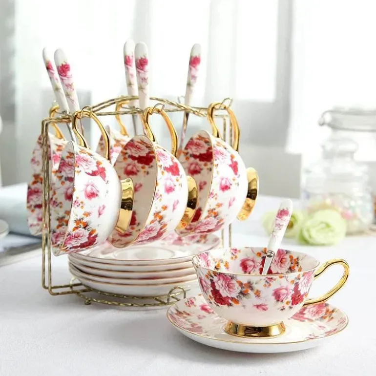 Teeservice aus Bone China mit Blumenmuster – Elegante 200-ml-Tasse mit Untertasse und Löffel