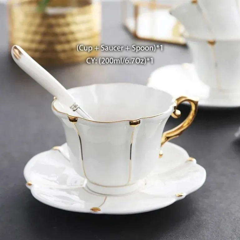 Teeservice aus Bone China – Elegante Kaffeekanne aus Porzellan, Milchkännchen, Zuckerdose