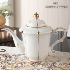 Teeservice aus Bone China – Elegante Kaffeekanne aus Porzellan, Milchkännchen, Zuckerdose