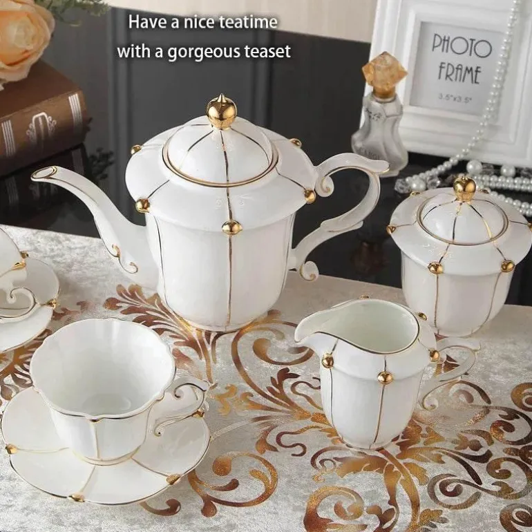 Teeservice aus Bone China – Elegante Kaffeekanne aus Porzellan, Milchkännchen, Zuckerdose