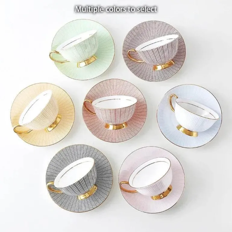 Teeservice aus goldenem Porzellan – 200 ml Tassen, Untertassen, Löffel