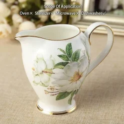 Teeservice „Camellia“ aus Bone China – Teekanne und Tassen aus Porzellan, Zuckerdose