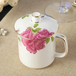 Teetassen-Set aus Porzellan mit Deckel und Löffel