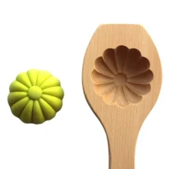 Teigtaschenformer aus Holz – Mondförmige Form für selbstgemachte Teigtaschen