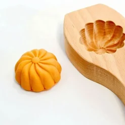 Teigtaschenformer aus Holz – Mondförmige Form für selbstgemachte Teigtaschen