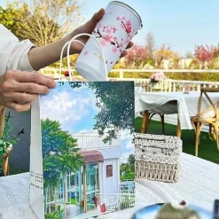 Thermo-Reisebecher mit Kirschblütenmotiv, auslaufsicherer Edelstahl mit Strohhalm