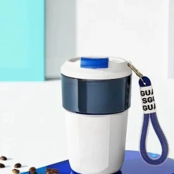 Thermosbecher aus Edelstahl mit digitalem Pixel-Design – intelligenter isolierter Reisebecher