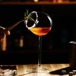 Thorn Fish Kelch - Einzigartiges Cocktail-Weinglas für elegante Partys