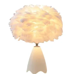 Tischlampe aus Federglas – Elegante Beleuchtung für die Inneneinrichtung