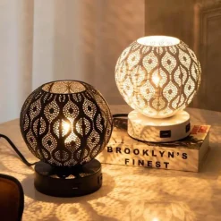 Tischlampe aus Schmiedeeisen – Elegante Beleuchtungsvorrichtung für Ihr Zuhause