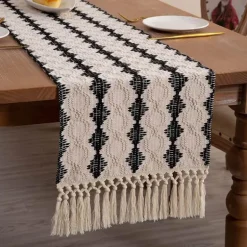 Tischläufer aus Jacquard-Baumwolle – Elegantes Esszimmerdekor