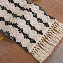 Tischläufer aus Jacquard-Baumwolle – Elegantes Esszimmerdekor