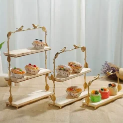 Tortenständer aus Blattgold – Elegante, dekorative Dessert-Ausstellung