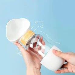 Tragbare Haustier-Wasserflasche - 2-in-1-Reise-Futterspender