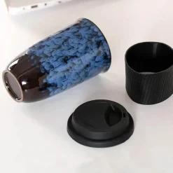 Tragbarer Keramikbecher mit Deckel – Kaffee- und Teetasse für Paare