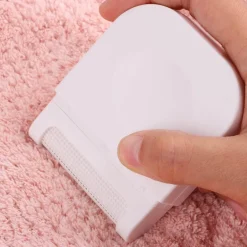 Tragbarer Mini-Fusselentferner