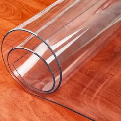 Transparenter, mattierter PVC-Tischschutz – durchsichtige Tischdecke