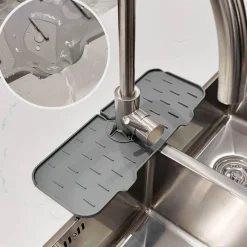 Tropfenfänger für Wasserhähne – Spritzschutz für die Küchenspüle