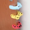 Türstopper mit Fingerschutz für Babys – Cartoon-Design