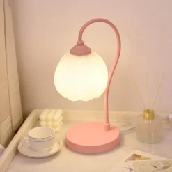 Tulpen-Tischlampe – Dekorative Blumenbeleuchtung