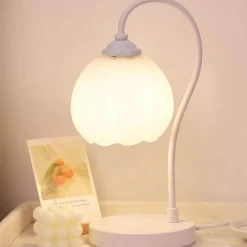 Tulpen-Tischlampe – Dekorative Blumenbeleuchtung