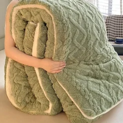 Ultradicke Marcella-Decke – kuschelig warm und weich