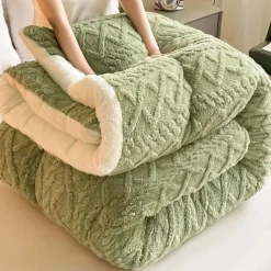 Ultradicke Marcella-Decke – kuschelig warm und weich