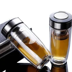 Umweltfreundliche, doppelt isolierte Glaswasserflasche – wiederverwendbares Trinkgeschirr