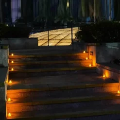 Umweltfreundliche Solar-Mini-Kerzenlichter – Dekoration für den Außenbereich