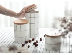 Umweltfreundlicher Lebensmittelbehälter aus Keramik mit Bambusdeckel – Aufbewahrungslösung für die Küche