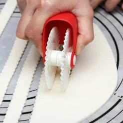 Umweltfreundlicher Rollschneider für Gebäck, Nudeln und Pasteten