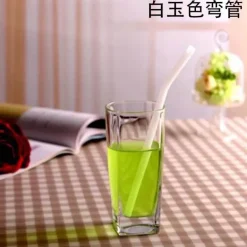 Umweltfreundlicher, wiederverwendbarer Trinkhalm aus Glas – farbenfrohes Bar-Accessoire