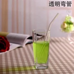 Umweltfreundlicher, wiederverwendbarer Trinkhalm aus Glas – farbenfrohes Bar-Accessoire
