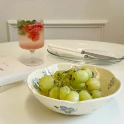 Unregelmäßige Keramikschale für Obst und Snacks – perfekte Dessertschale für Mädchen